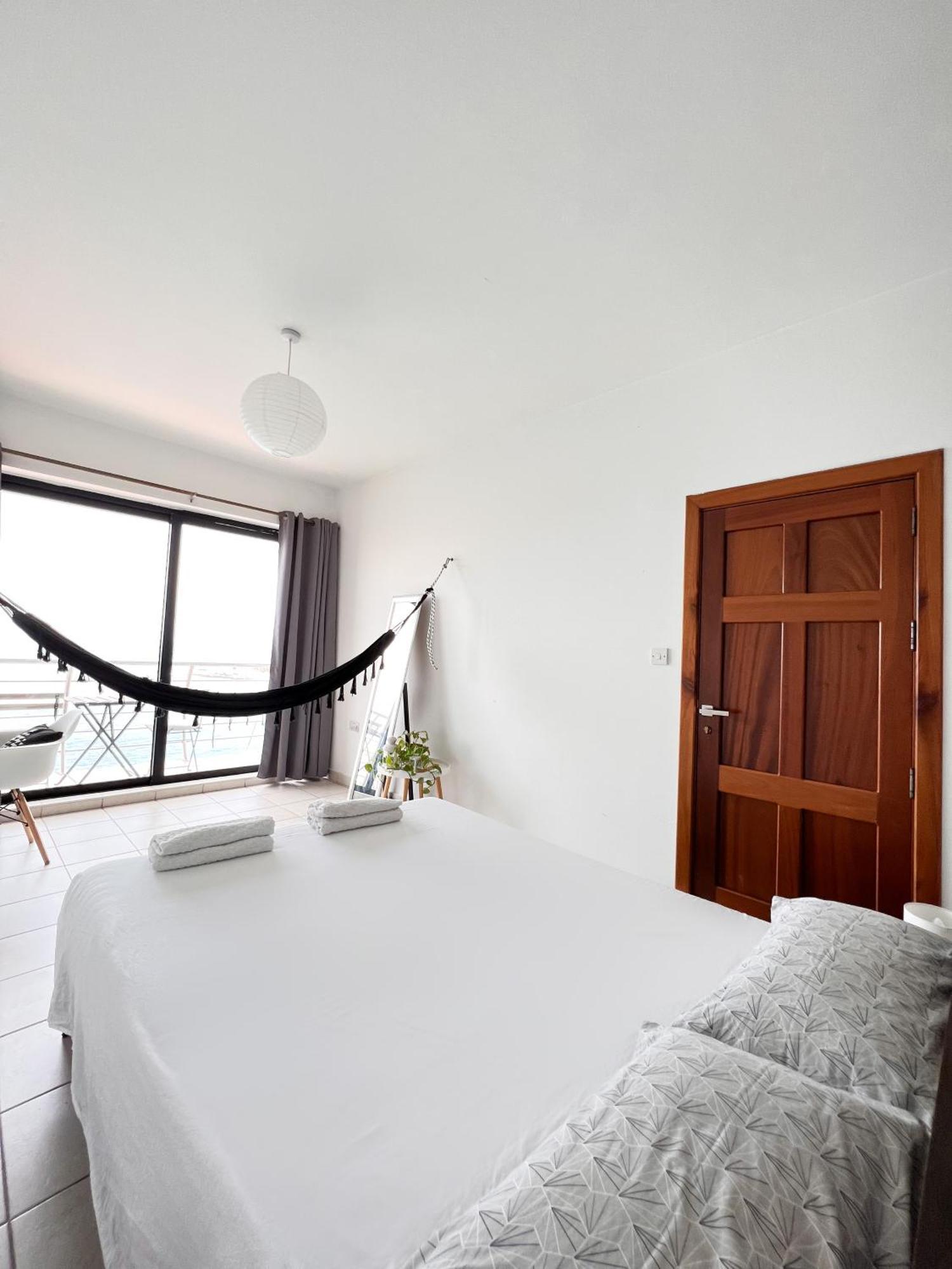 Saint Julian's F8 1 Seaview Room, Living And Bathroom Shared , Stjulians מראה חיצוני תמונה